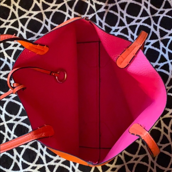 2 ORANGE PURSES - Picture 3 of 5